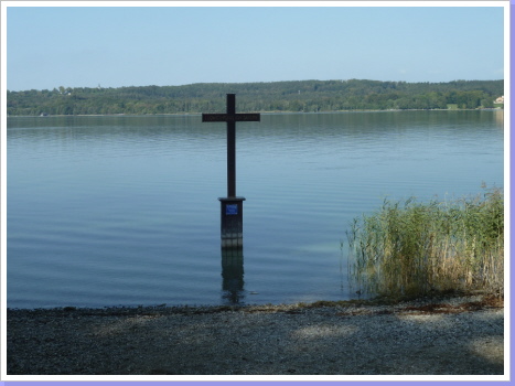 Starnberger See, Berg, Kreuz am Todesort von Ludwig II.