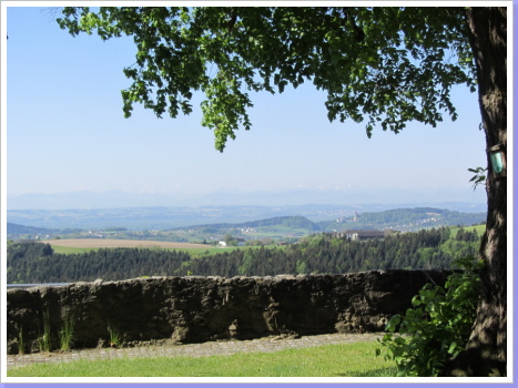 Panoramablick von der Burg Kreuzen