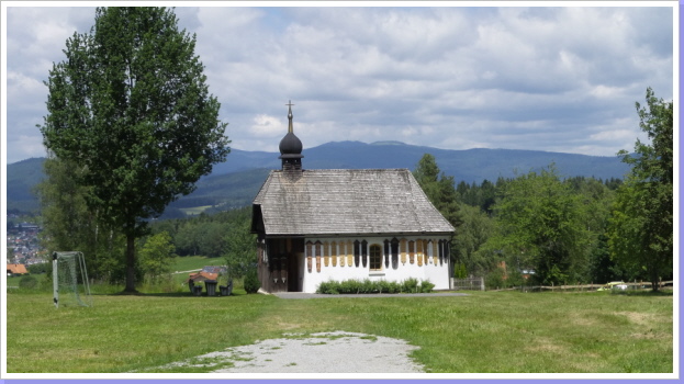 Kapelle mit Totenbrettern