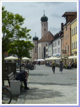 Theresienplatz, Jesuitenkirche